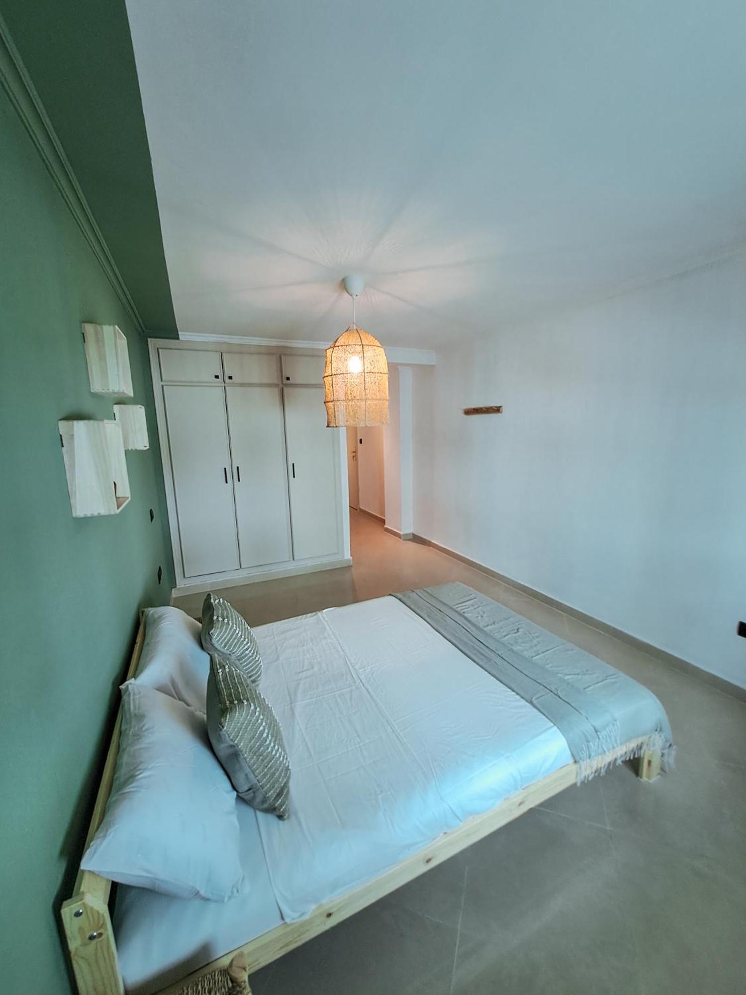 Elegant & Cosy Family Apartment - Central Location In Tanger - Fast Wifi & Netflix Apartment